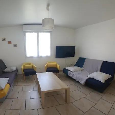 De Pierre Et Christine