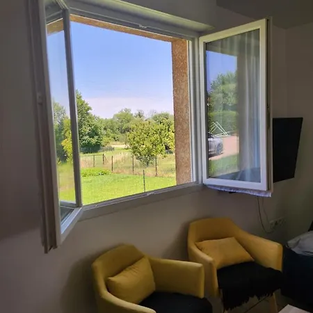 Holiday home De Pierre Et Christine Vanault-les-Dames