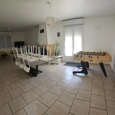 De Pierre Et Christine Vanault-les-Dames